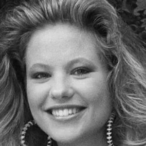 Angela Visser
