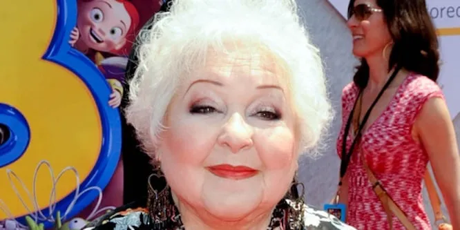 Estelle Harris