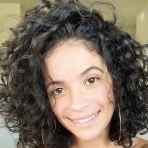 Kelly Marcelino