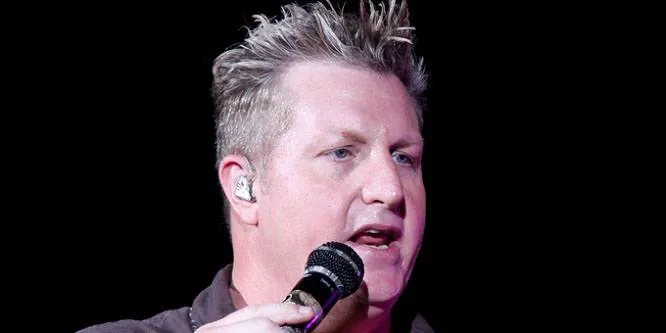 Gary Levox