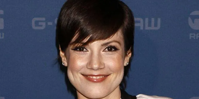Zoe McLellan