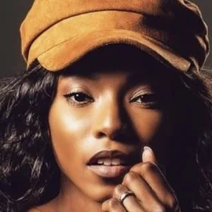 Bahumi Mhlongo