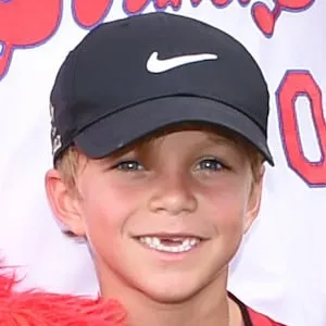 Eric Decker Jr. (Family Member)