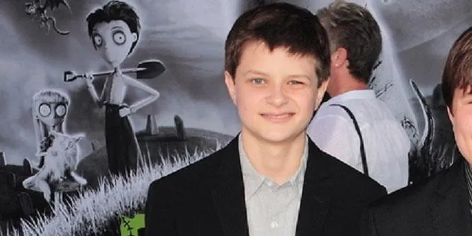 Charlie Tahan