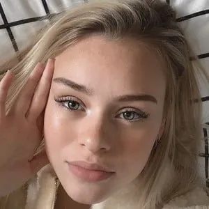 Ashley Besson