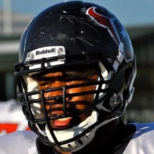 Wade Smith (Football Player)