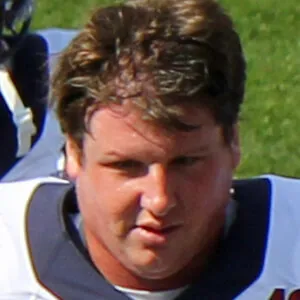 Ben Jones (Football Player)