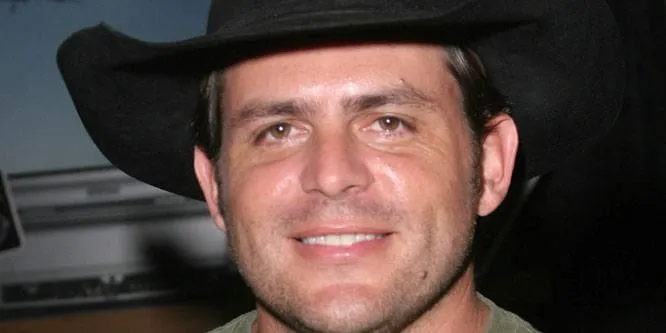 Rhett Akins