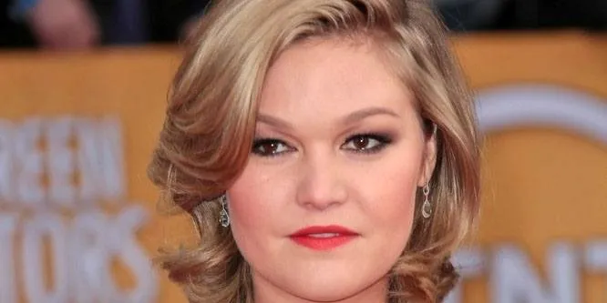 Julia Stiles