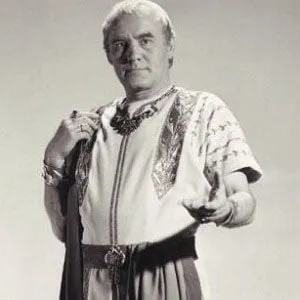 Torin Thatcher