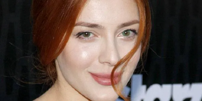 Elena Satine