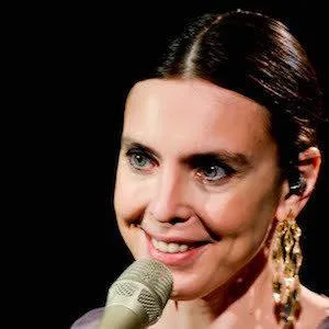 Adriana Calcanhotto