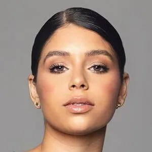 Angeles Valentina