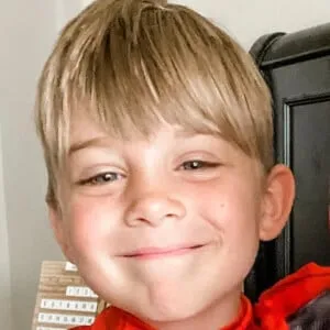 Ethan Miller