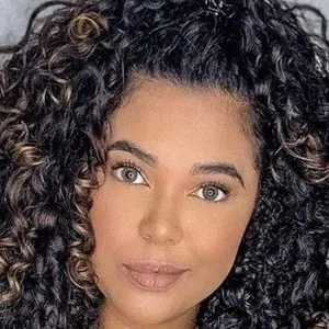Fernanda Chaves
