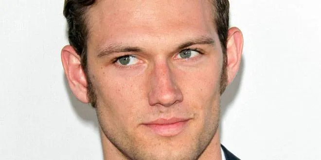 Alex Pettyfer
