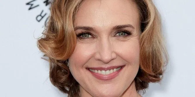 Brenda Strong