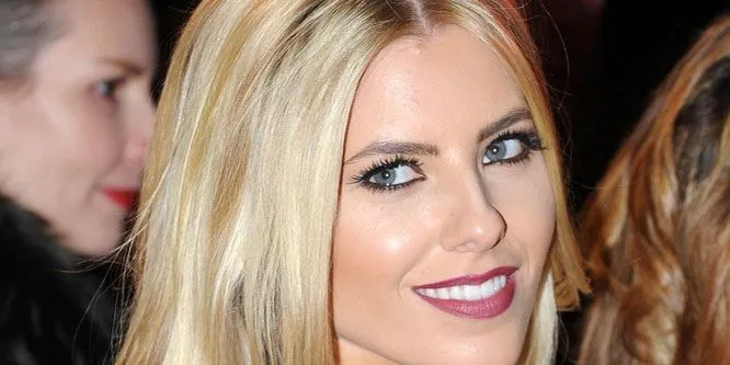 Mollie King