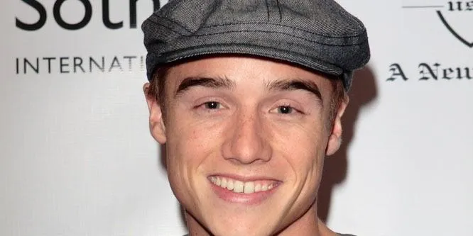 Brando Eaton