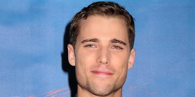 Dustin Milligan