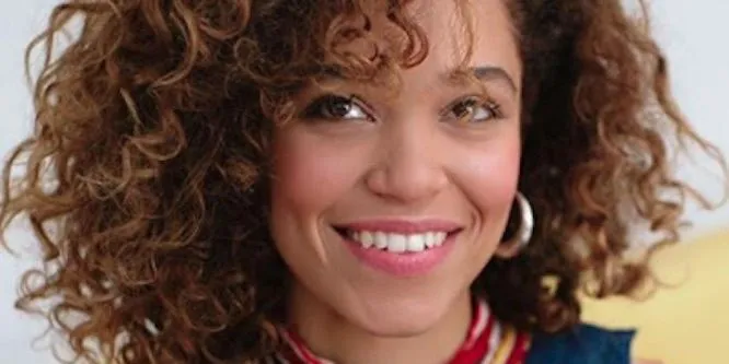 Izzy Bizu