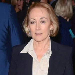 Paula Wilcox