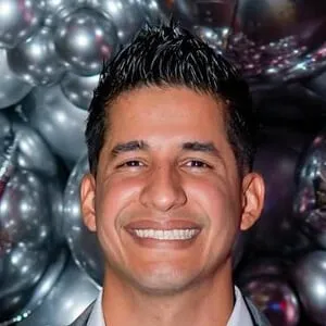 Ronald Valles
