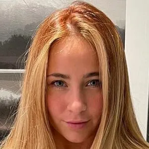 Danielle Cooper (Instagram Star)