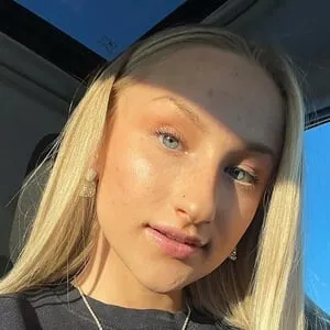 Leah Pellizzari