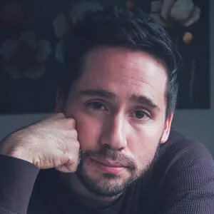 Adrian Casas