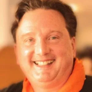 Derek Lyons