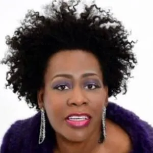 Chandra Currelley-Young