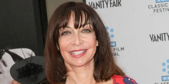 Illeana Douglas