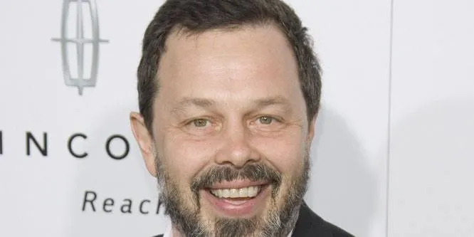 Curtis Armstrong