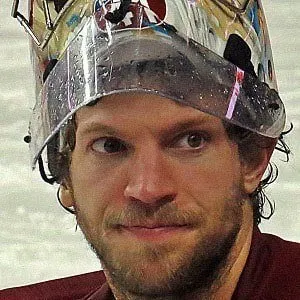 Mike Smith (Hockey Player)
