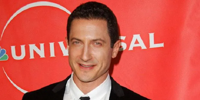 Sasha Roiz