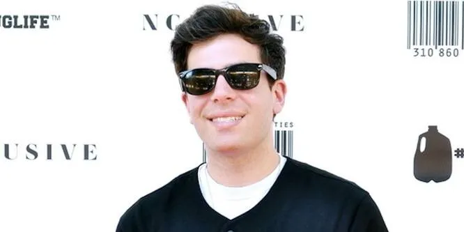 Hoodie Allen