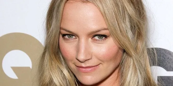 Becki Newton