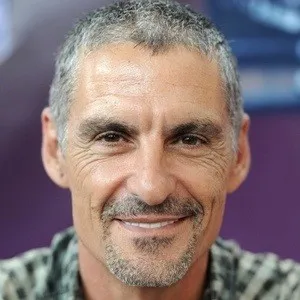 Cliff Simon