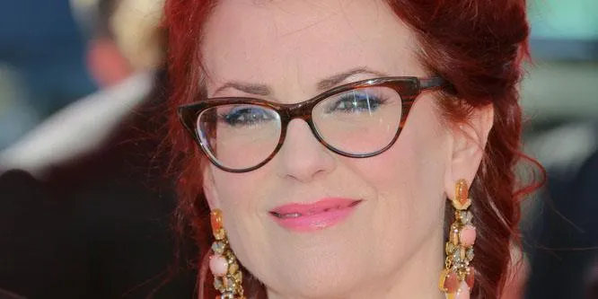 Megan Mullally