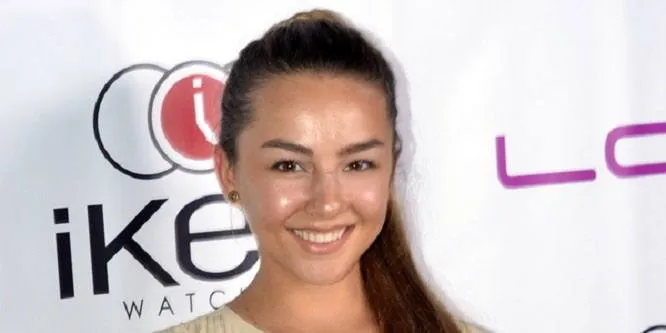 Lexi Ainsworth