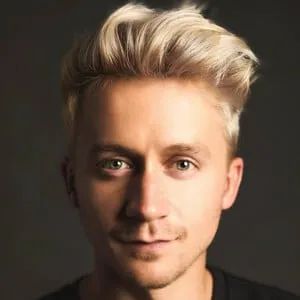 Riley Costello