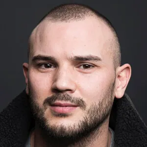 Steven Blades