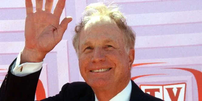 Wayne Rogers