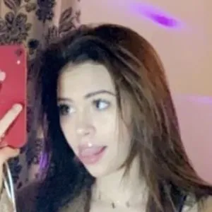 Izzi (TikTok Star)