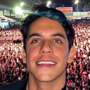 Naza Yanez