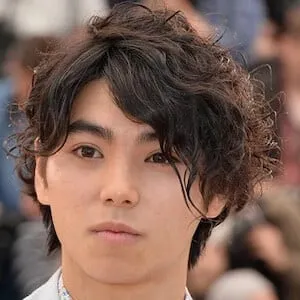 Nijiro Murakami