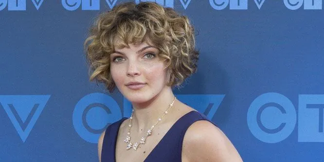 Camren Bicondova