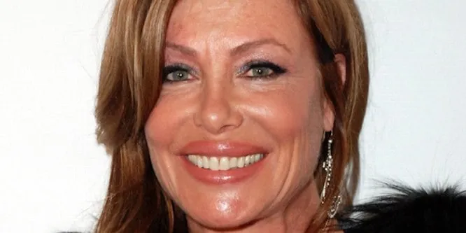 Kelly Lebrock