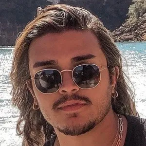 Lorenzo Castro